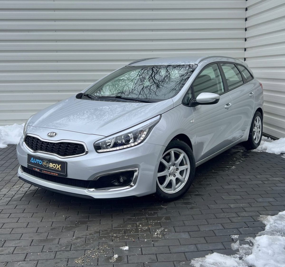 Kia Ceed diesel 2017 de vanzare in RATE FIXE FARA AVANS pret 6.990 euro - Kia, Ceed, 2017, Diesel, Manuala, 1.6L, 110 cai putere, Euro 6, 240000 KM, Break, 5 numar locuri, 5 numar usi, Gri, asamblare 