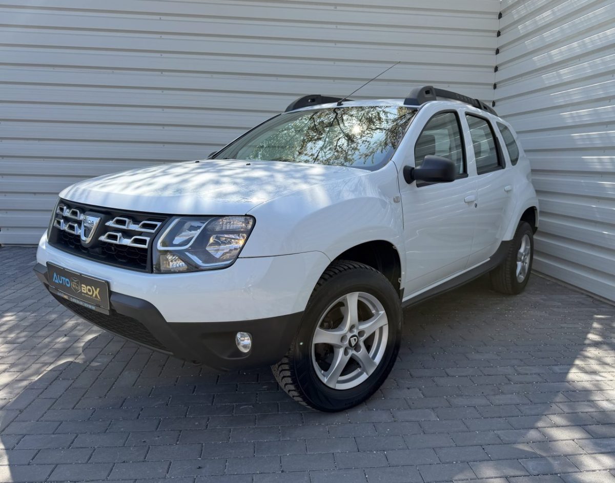 Dacia Duster 1.5 diesel 2016 de vanzare in RATE FIXE FARA AVANS pret 8.490 euro - Dacia, Duster, 2016, Diesel, Manuala, 1.5L, 110 cai putere, Euro 5, 190000 KM, SUV, 5 numar locuri, 5 numar usi, Alb, asamblare 