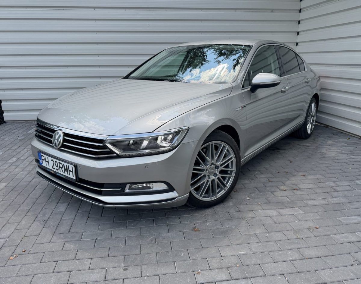 VW Passat 2.0 diesel 4×4 240 cp Highline cutie DSG de vanzare in RATE FIXE FARA AVANS pret 13.990 euro - Volkswagen, Passat, 2015, Diesel, Automata, 2.0L, 240 cai putere, Euro 6, 200000 KM, Berlina, 5 numar locuri, 5 numar usi, BEJ, asamblare 